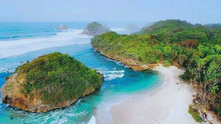 Pantai Kondang Iwak Jawa Timur