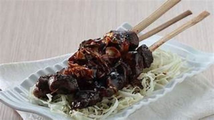 Sate Kambing Pak Momo