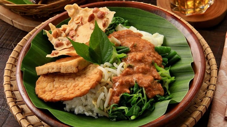 Sego Pecel